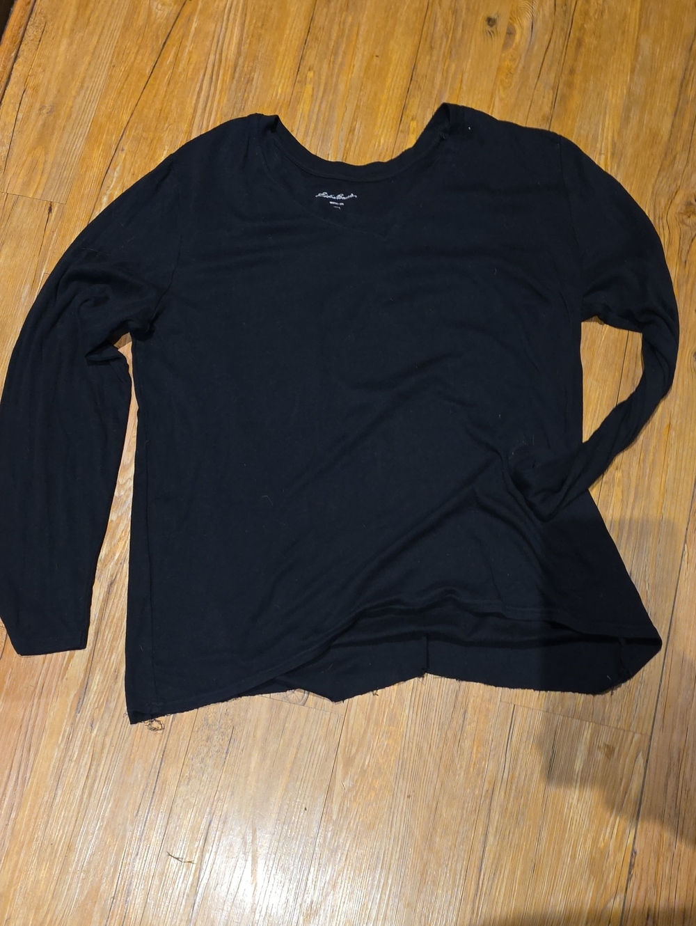 Black Long-Sleeve Crewneck Shirt - Unbranded